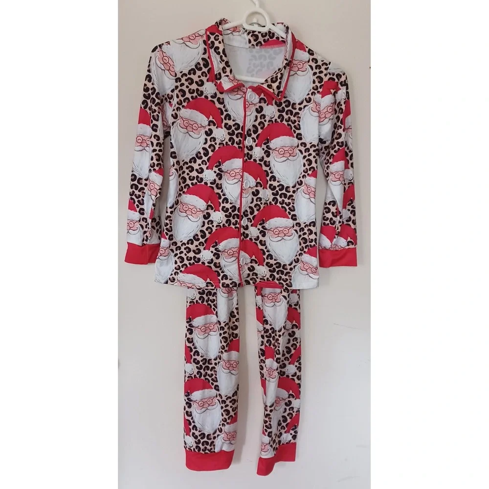 Girls 10–12T‎ Christmas Pajama Set 5XL Santa Leopard Print Button Front 2-Piece